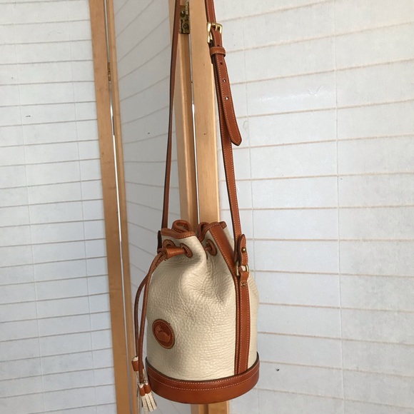 Dooney & Bourke Handbags - Vintage Dooney & Bourke pebbled leather bucket bag